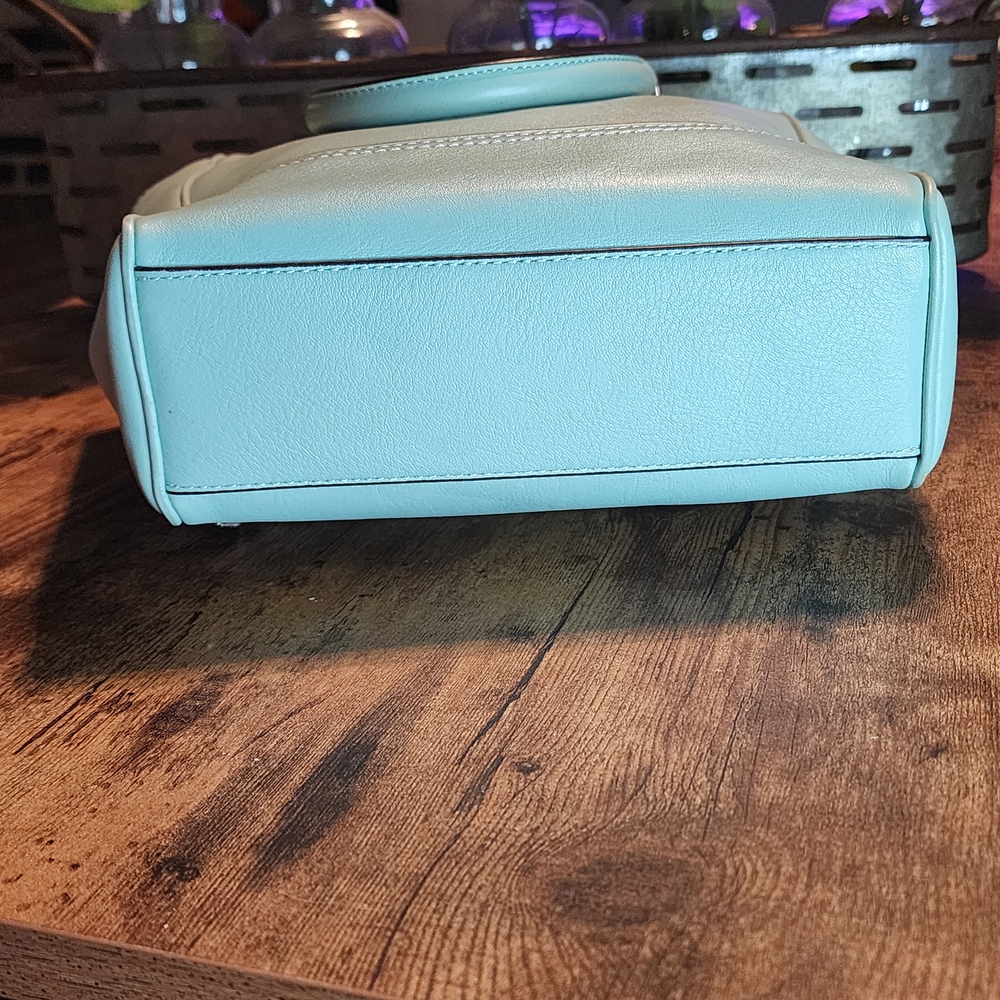 Coach Legacy Mini Tanner In Mint - Tassel Charm And Scarf - Picture 8 of 15